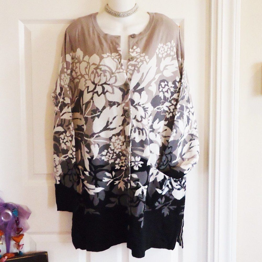 Isaac Mizrahi Live Floral Jacquard Cardigan Size L